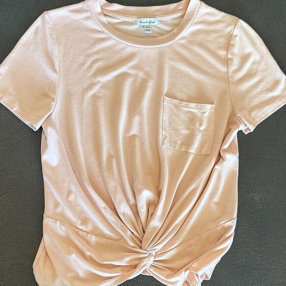 love, Fire Tops - love, Fire Women's Light Pink Short Sleeve Knot Front Tee